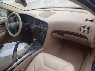 Veículo de Sucata volvo v70 familiar 2.4 t / 2.5 t do ano 2004 alimentado b5254t2