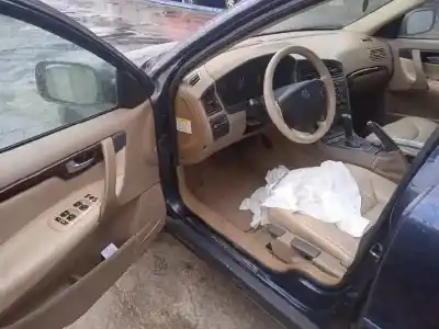 Veículo de Sucata volvo v70 familiar 2.4 t / 2.5 t do ano 2004 alimentado b5254t2