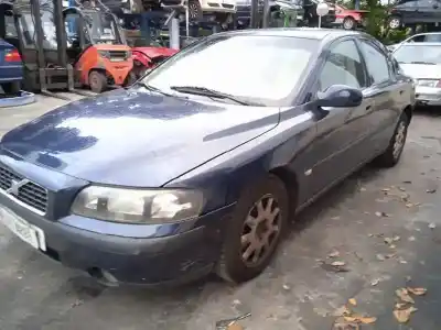 Vehículo de desguace volvo s60 berlina 2.4 d del año 2002 con motor d5244t2