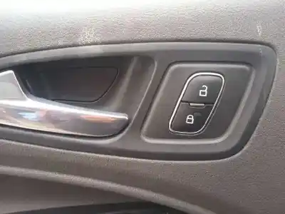 Veículo de Sucata ford tourneo connect trend do ano 2018 alimentado ztga