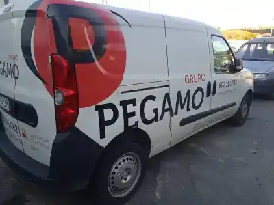 Veículo de Sucata fiat doblo cargo basis kasten do ano 2011 alimentado 199a3000