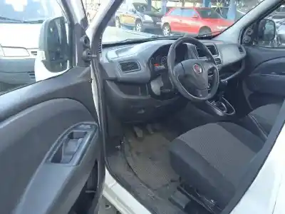 Veículo de Sucata fiat doblo cargo basis kasten do ano 2011 alimentado 199a3000