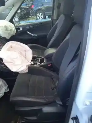 Здавання транспортного засобу ford s-max (ca1) titanium (03.2010->) року 2011 потужний txwa