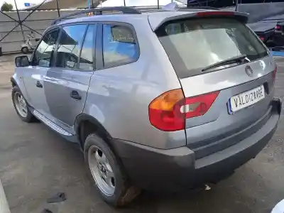 Veículo de Sucata bmw x3 (e83) 2.0d do ano 2005 alimentado 204d4
