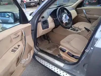 Veículo de Sucata bmw x3 (e83) 2.0d do ano 2005 alimentado 204d4