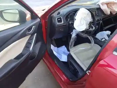 Véhicule à la ferraille mazda                                              6 lim. (gh) (.2012->)                                                                                                                                                                                                                                      luxury                                                                                                                                                                                                                                                     de l'année 2013 alimenté sh