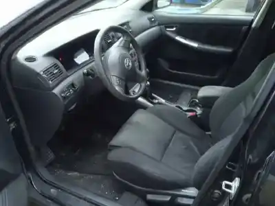 Scrapping Vehicle toyota corolla (_e12_) 2.0 d-4d (cde120r_ cde120l_) of the year 2005 powered 1cdftv