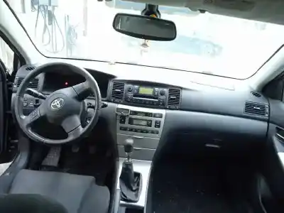 Scrapping Vehicle toyota corolla (_e12_) 2.0 d-4d (cde120r_ cde120l_) of the year 2005 powered 1cdftv