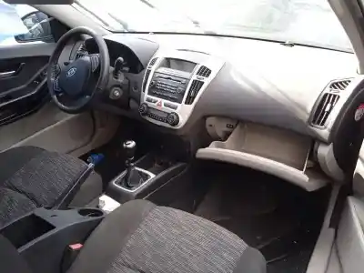 Veículo de Sucata kia cee´d 1.6 crdi cat do ano 2010 alimentado d4fb