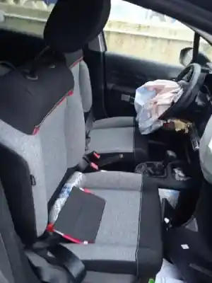 Sloopvoertuig citroen c3 1.2 12v vti / puretech van het jaar 2021 aangedreven yht