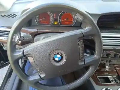 Veículo de Sucata bmw serie 7 (e65/e66) 745i do ano 2002 alimentado n62b44a