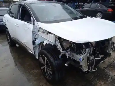 Sloopvoertuig peugeot 3008 allure van het jaar 2019 aangedreven yh01