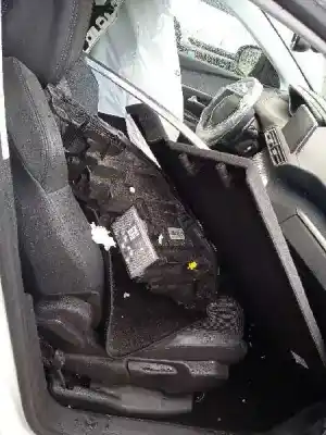 Sloopvoertuig peugeot 3008 allure van het jaar 2019 aangedreven yh01