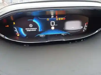 Sloopvoertuig peugeot 3008 allure van het jaar 2019 aangedreven yh01