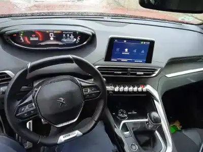 Sloopvoertuig peugeot 3008 gt-line van het jaar 2019 aangedreven hn05