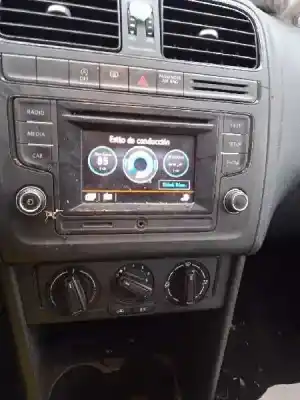 Veículo de Sucata volkswagen polo (6c1) trendline do ano 2015 alimentado chyb