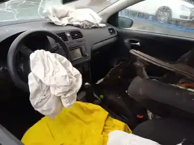 Veículo de Sucata volkswagen polo (6c1) trendline do ano 2015 alimentado chyb