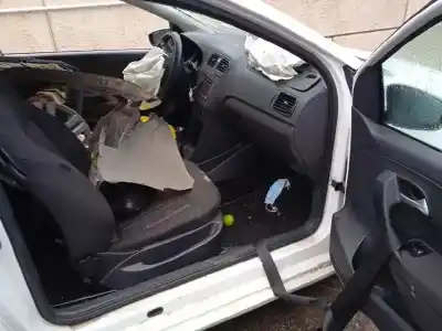 Veículo de Sucata volkswagen polo (6c1) trendline do ano 2015 alimentado chyb