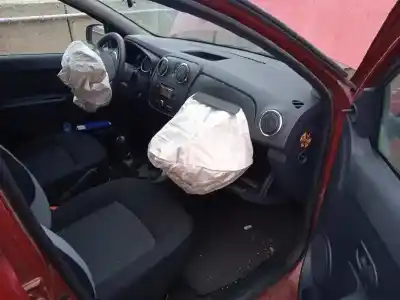 Здавання транспортного засобу dacia sandero ii 1.5 dci 75 / blue dci 75 (b8jw b8m4 b8ah b8m7 b8m6) року 2015 потужний k9k626