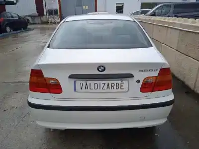Veicolo di demolizione bmw serie 3 berlina (e46) 320d dell'anno 2002 alimentato 204d4