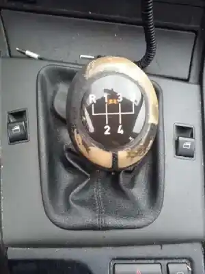 Veicolo di demolizione bmw serie 3 berlina (e46) 320d dell'anno 2002 alimentato 204d4