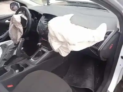 Sloopvoertuig ford focus turn. (cb8) trend van het jaar 2011 aangedreven jqdb