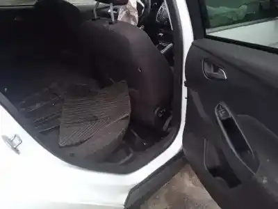 Sloopvoertuig ford focus turn. (cb8) trend van het jaar 2011 aangedreven jqdb