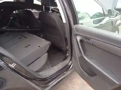 Veículo de Sucata volkswagen passat lim. (362) advance bluemotion do ano 2011 alimentado cffb