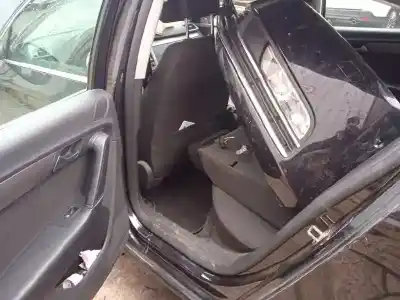 Veículo de Sucata volkswagen passat lim. (362) advance bluemotion do ano 2011 alimentado cffb