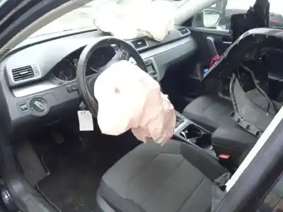 Veículo de Sucata volkswagen passat lim. (362) advance bluemotion do ano 2011 alimentado cffb