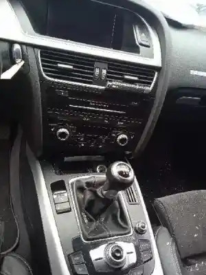 Veículo de Sucata audi a5 sportback (8t) 1.8 tfsi (125kw) do ano 2014 alimentado cjeb