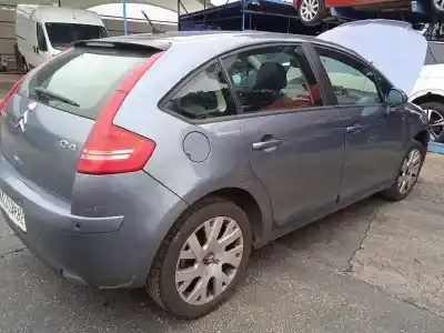 Sloopvoertuig citroen c4 berlina vtr plus van het jaar 2005 aangedreven nfu