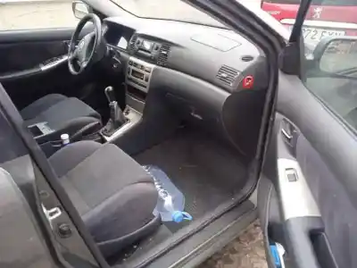 Scrapping Vehicle toyota corolla (e12) 1.6 16v of the year 2002 powered 3zzfe