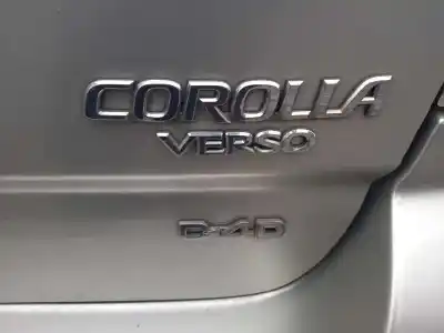 Veículo de Sucata toyota corolla verso (r1) 2.2 d-4d sol do ano 2006 alimentado 2adftv