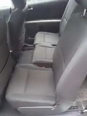 Veículo de Sucata toyota corolla verso (r1) 2.2 d-4d sol do ano 2006 alimentado 2adftv