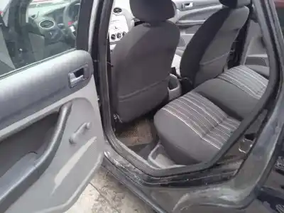 Véhicule à la ferraille ford focus lim. (cb4) trend de l'année 2008 alimenté g8db