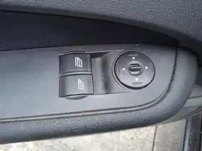 Véhicule à la ferraille ford focus lim. (cb4) trend de l'année 2008 alimenté g8db