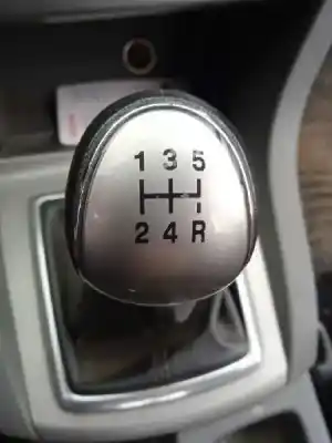 Véhicule à la ferraille ford focus lim. (cb4) trend de l'année 2008 alimenté g8db