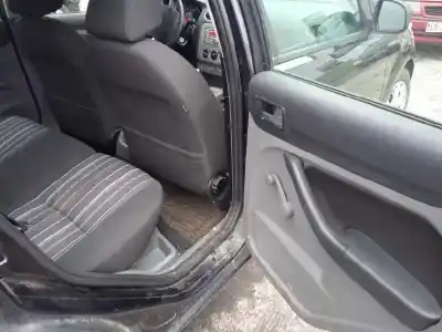 Véhicule à la ferraille ford focus lim. (cb4) trend de l'année 2008 alimenté g8db