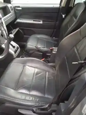 Sloopvoertuig jeep compass limited van het jaar 2008 aangedreven ed3