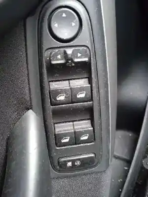 Veículo de Sucata citroen c4 grand picasso millenium do ano 2011 alimentado 9hz