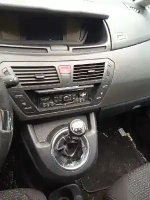 Veículo de Sucata citroen c4 grand picasso millenium do ano 2011 alimentado 9hz