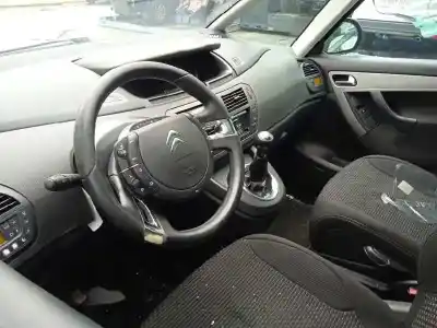 Veículo de Sucata citroen c4 grand picasso millenium do ano 2011 alimentado 9hz