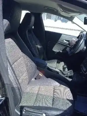 Здавання транспортного засобу mercedes-benz clase cla (w117) 1.5 cdi cat року 2016 потужний 607951