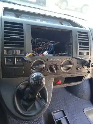 Verschrottungsfahrzeug volkswagen t5 transporter/furgoneta 1.9 tdi cat (axb) des jahres 2005 angetrieben axb