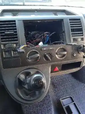 Verschrottungsfahrzeug volkswagen t5 transporter/furgoneta 1.9 tdi cat (axb) des jahres 2005 angetrieben axb