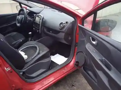 Veículo de Sucata renault clio iv (bh_) 1.5 dci 90 do ano 2019 alimentado k9k638