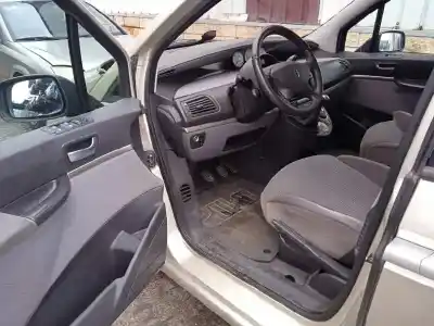 Veículo de Sucata peugeot 807 st pack do ano 2006 alimentado rhr