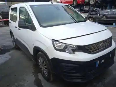 Vehículo de desguace peugeot                                            rifter                                                                                                                                                                                                                                                     1.5 bluehdi 100                                                                                                                                                                                                                                            del año 2020 con motor yh01