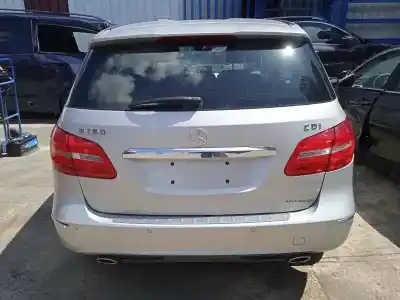 Здавання транспортного засобу mercedes-benz clase b (w246) b 200 cdi (246.208) року 2013 потужний 651901